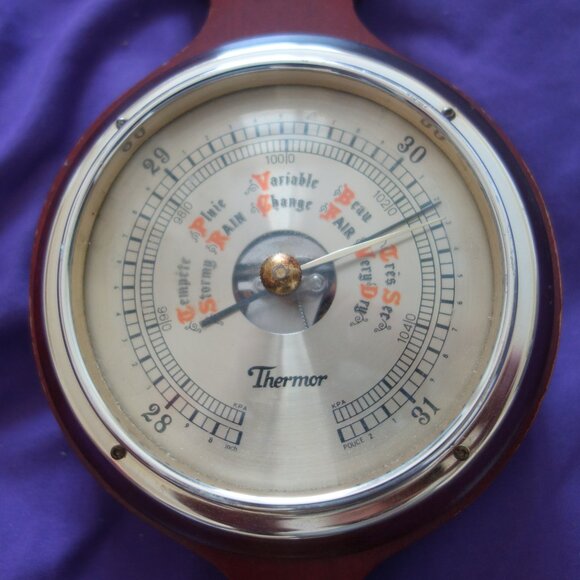 Vintage Weather Station Includes Thermometer, Thermor Barometer and Hygrometer - Picture 12 of 15